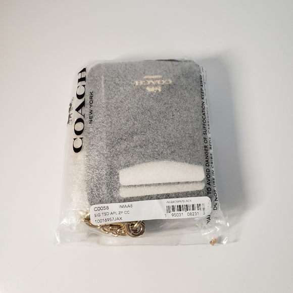 ❤COACH  | Card Case with Chain Strap in Signature Canvas - Picture 12 of 13